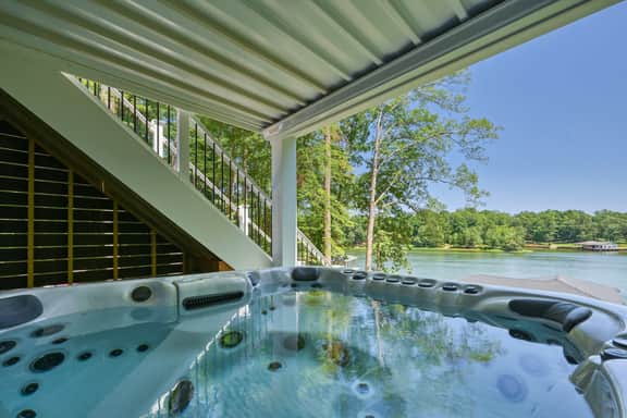 New Family Retreat-Sleeps24-Theatre-Dock-HotTub: The Gathering Place - Image 4